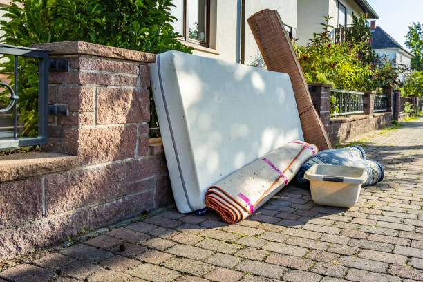 Best Construction Debris Removal  in Noank, CT