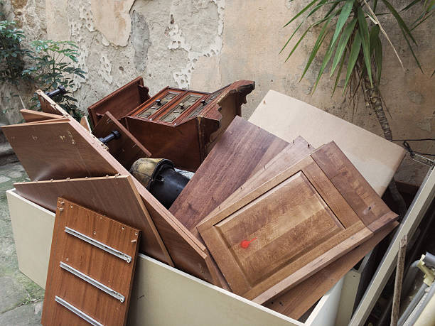 Best Yard Cleanup Services  in Noank, CT